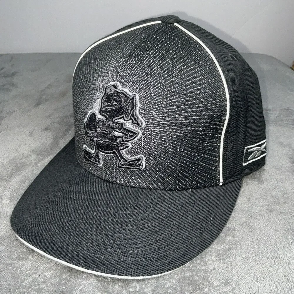 Reebok Cleveland Browns Brownie‎ The Elf Fitted Hat SZ 7 1/2 NFL Browns